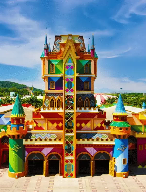 Beto Carrero - Excursão saindo de Florianópolis para o parque preferido do Brasil, eleito o 4º melhor parque temático do mundo!