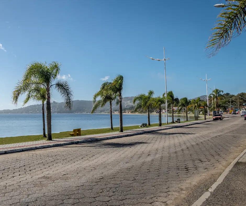 Avenida das Rendeiras Lagoa da Conceição Florianópolis