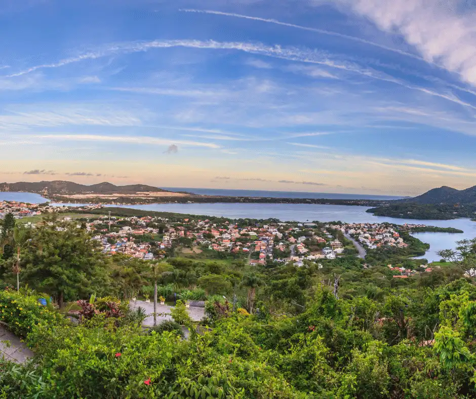 Descobrindo a Magia da Lagoa da Conceição: O Coração Vibrante de Florianópolis.