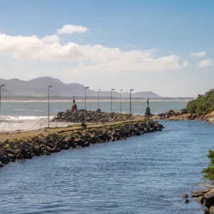 Guia Completo da Praia da Barra da Lagoa: Belezas Naturais e Experiências Inesquecíveis