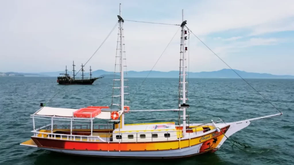 Ilha do Francês Passeio de Barco